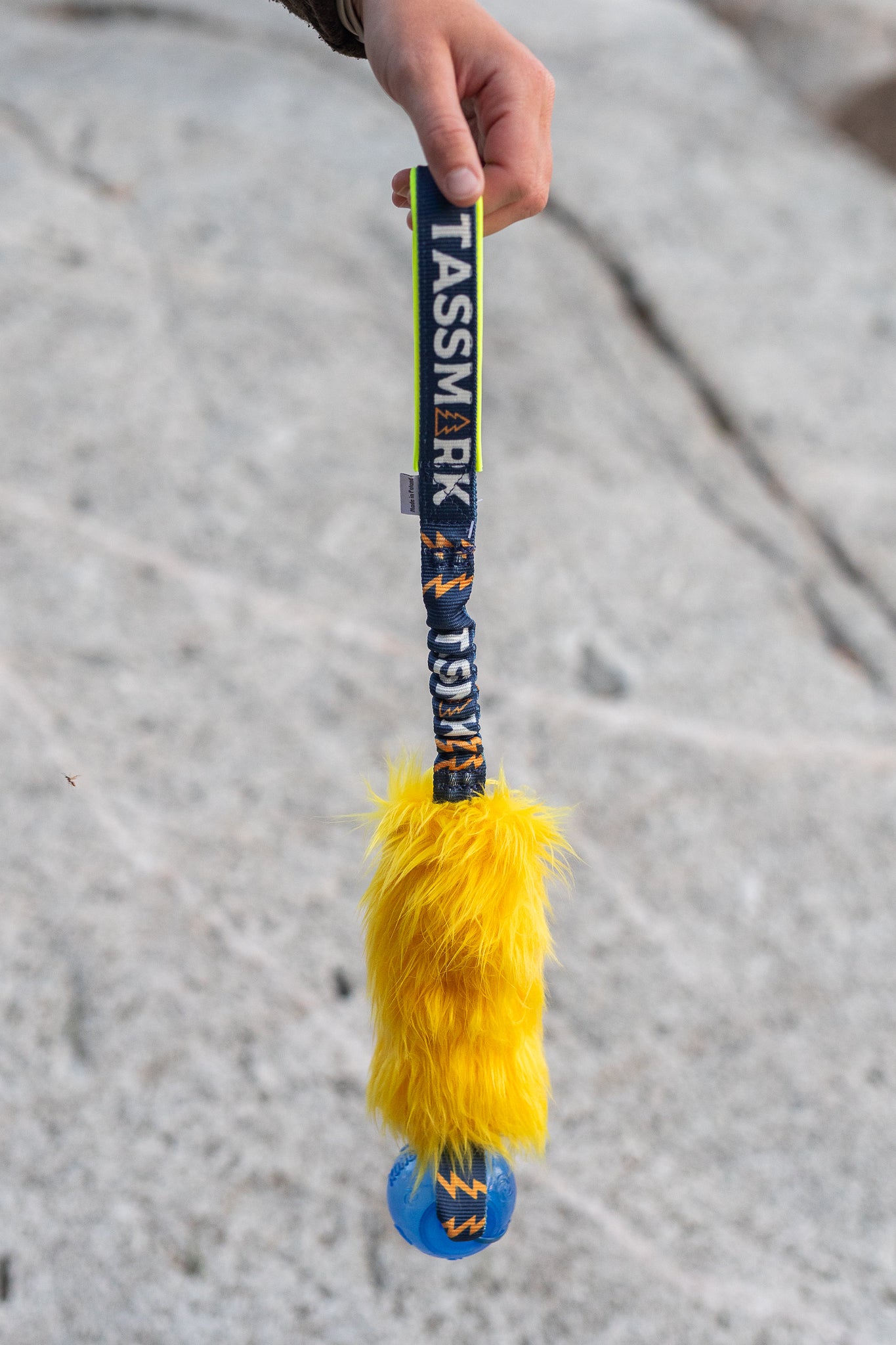 Fuskpäls Bungee Pipleksak med Kong Squeezz (SWE)