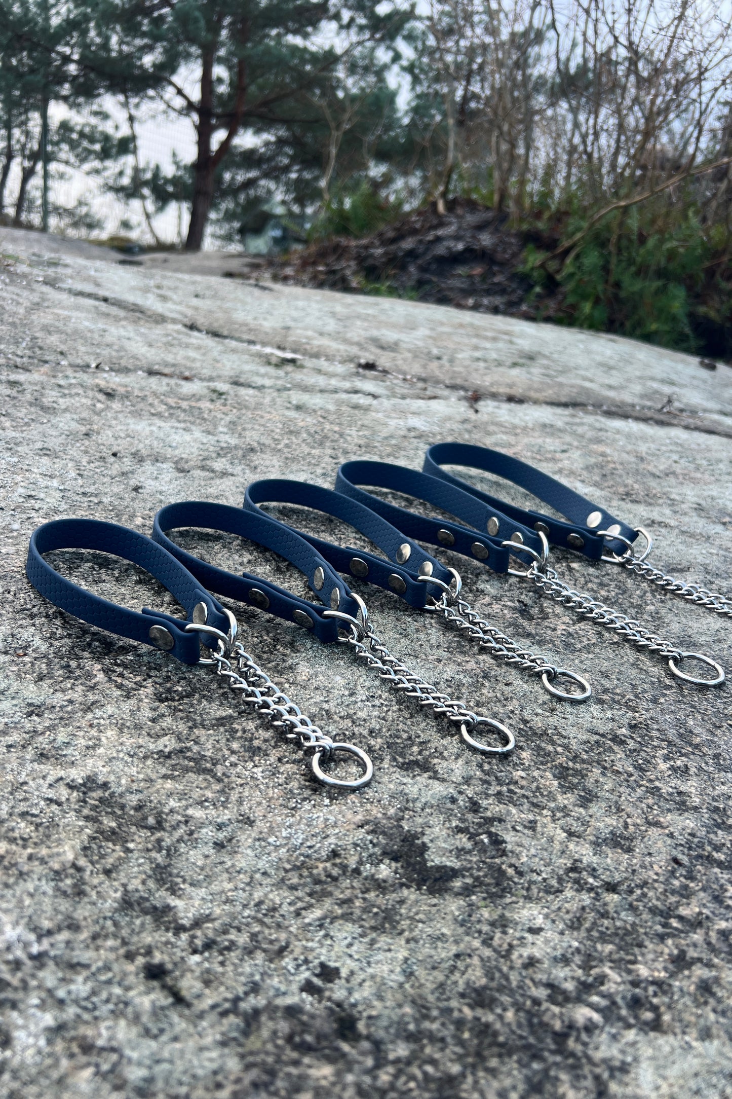 Agda Half-Slip Collar with Chain