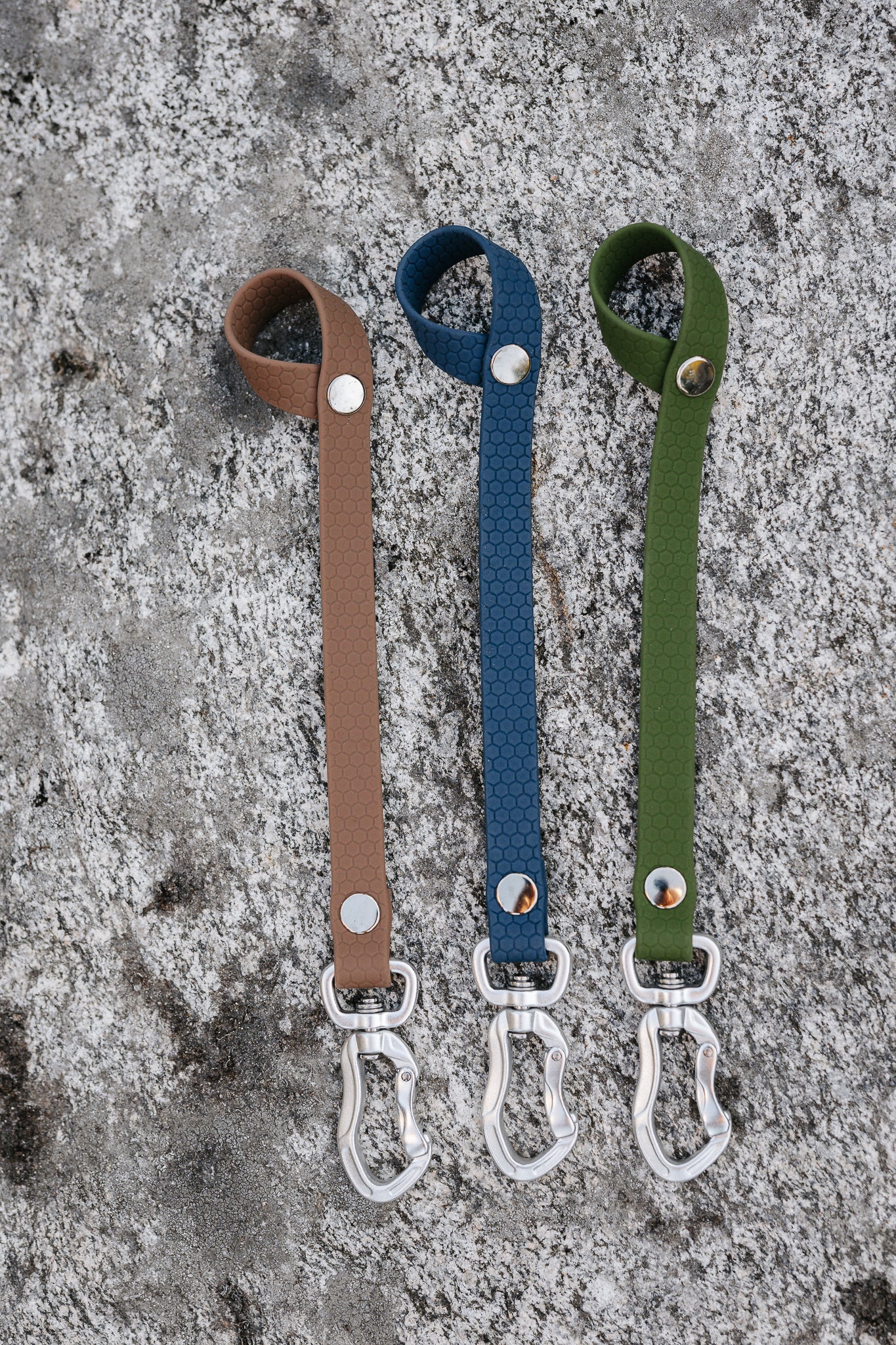 Karbinhängare - hållare för spårlinor och koppel