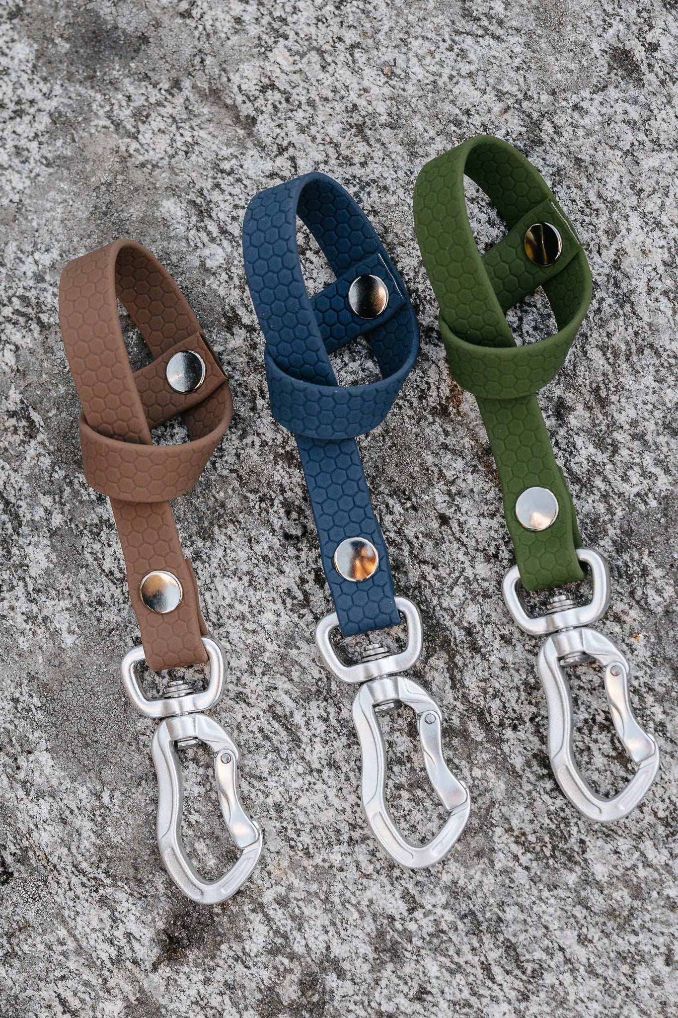 Karbinhängare - hållare för spårlinor och koppel